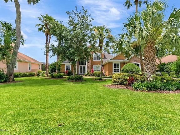 4th image of 13822 Saxon Lake Dr