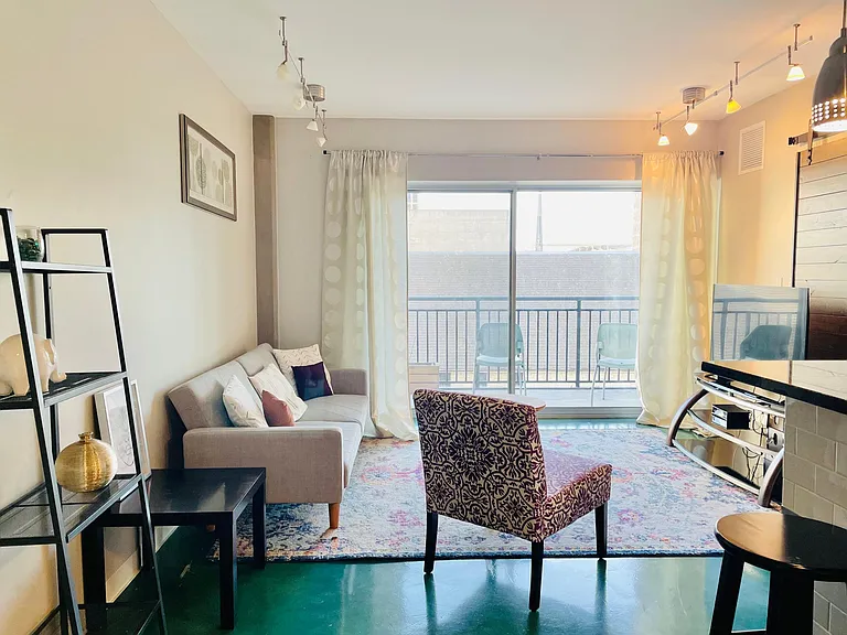 800 Brazos St #804 — Photo 6