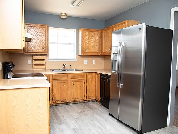 5th image of 4410 Kemper St