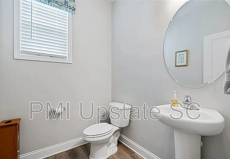 201 Sweet Hill Rd — Photo 15