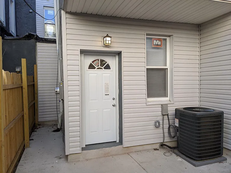 3133 Euclid Ave — Photo 11