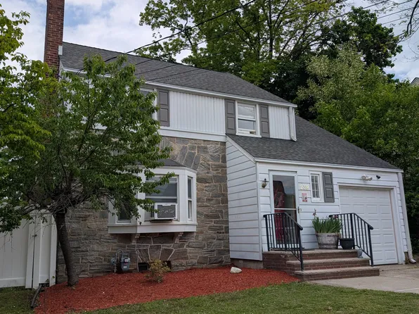 239 New York Ave, New Brunswick, NJ 08901