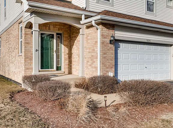 4th image of 9251 Waterfall Glen Blvd
