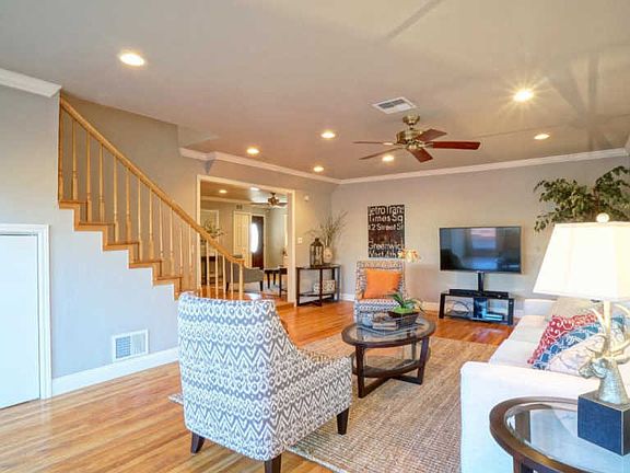 5th image of 265 Carlton Ct
