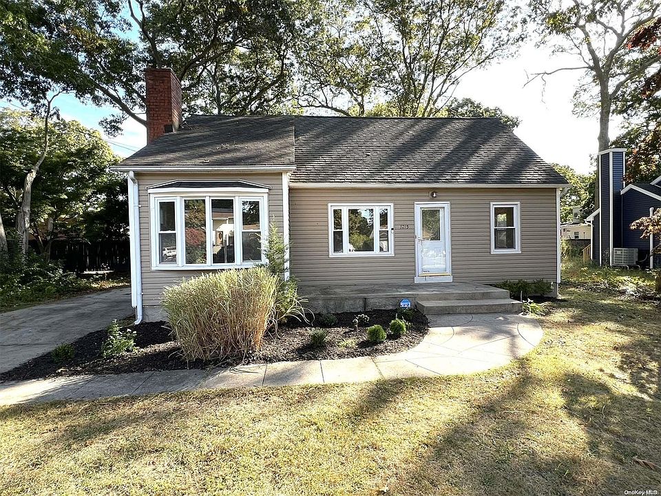1st image of 1215 Waverly Avenue