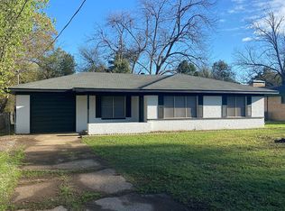 417 W Harrison St, Jefferson, TX 75657
