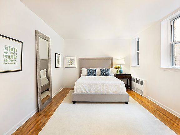 4th image of 170 W 76th St APT 502
