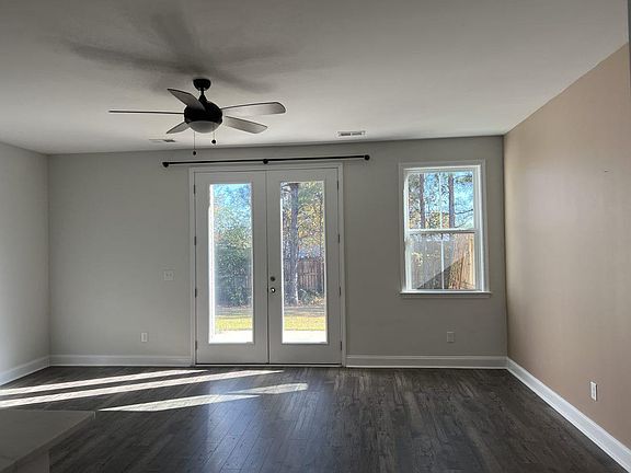 3rd image of 218 Kirkland St