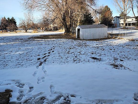 5th image of 706 W Larue Dr