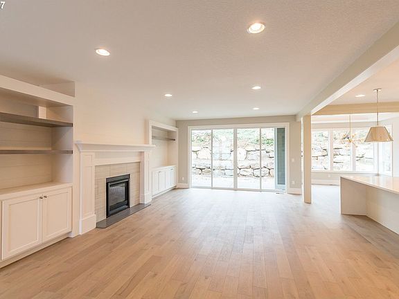 4th image of 4308 SE 166th Ct