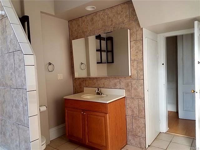 2nd image of 97 Deblock Rd APT 3