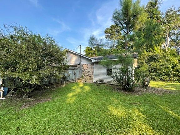 2nd image of 2143 Crestwood Dr
