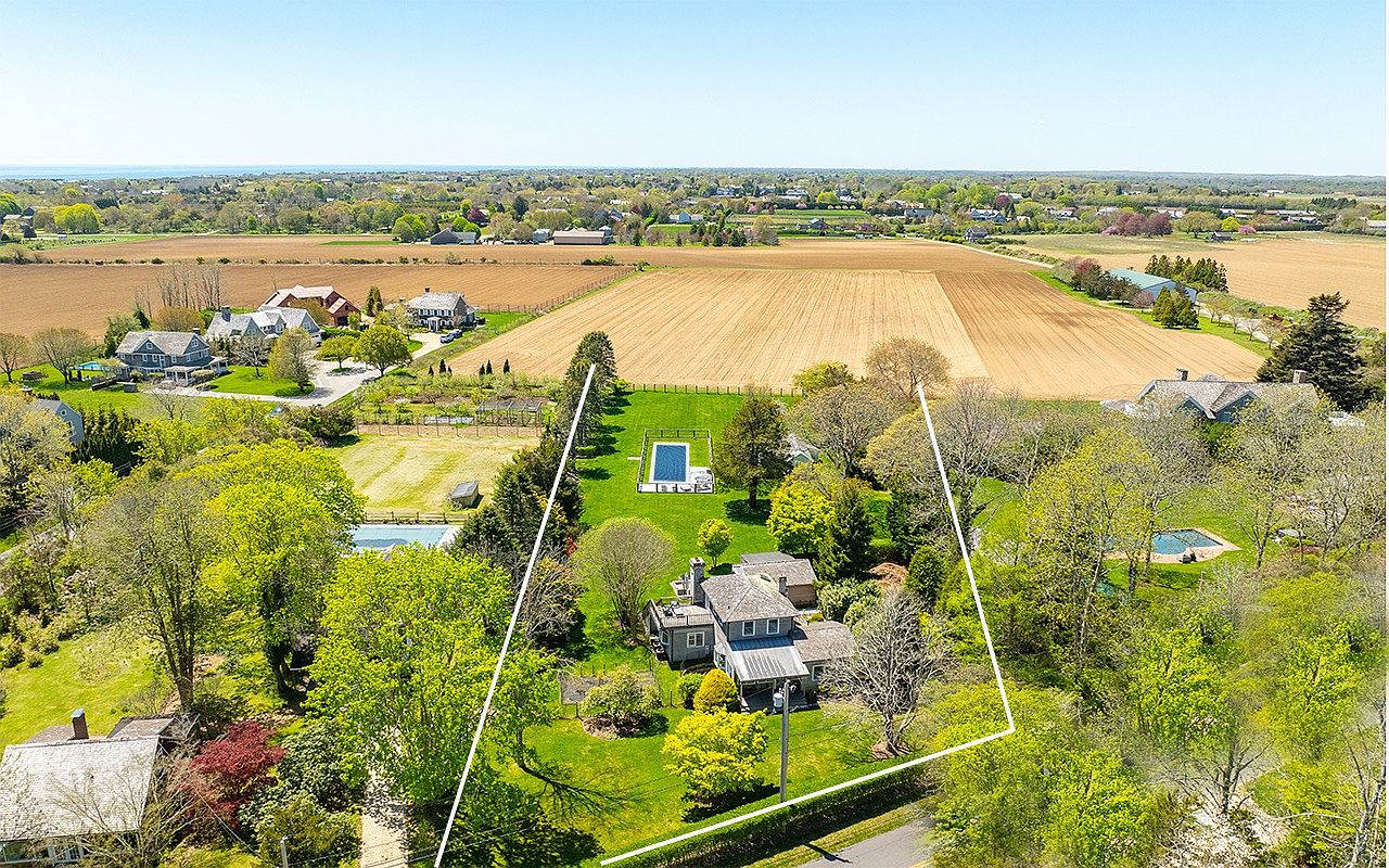 128 Sayres Path, Wainscott, NY 11975 Zillow
