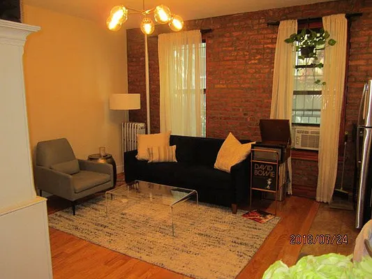 Rented by David W Realty Inc | media 14