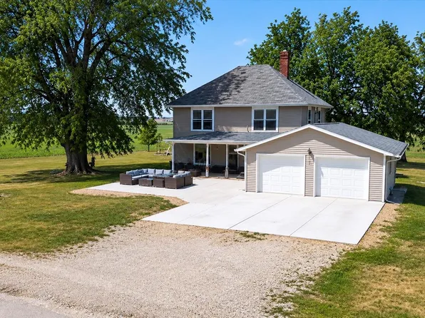 W1012 Spring Creek Rd, Brodhead, WI 53520