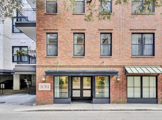 21 George St APT 404, Charleston, SC 29401