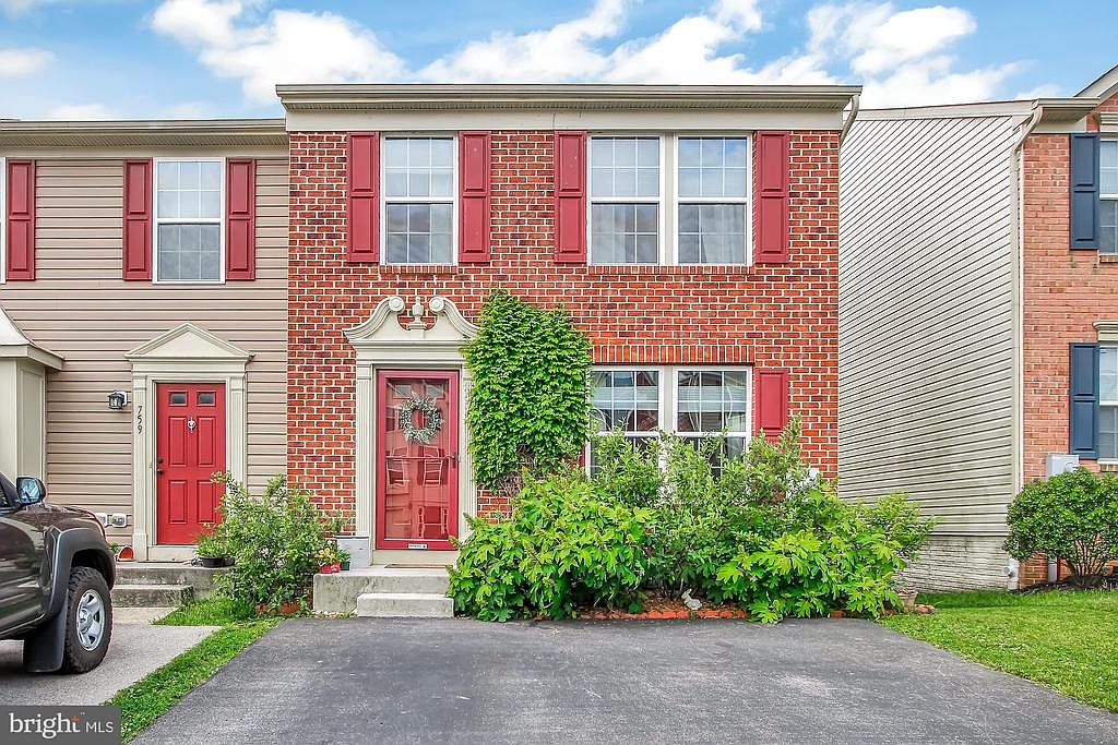 757 Blossom Dr, Hanover, PA 17331 Zillow