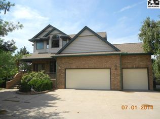 1421 Pioneer Rd, McPherson, KS 67460