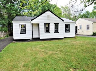 2549 Greenvale Rd, Cleveland, OH 44121