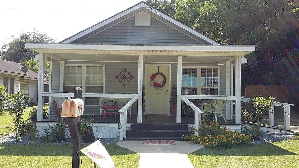 5277 Brown St, Graceville, FL 32440 Zillow