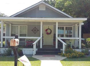 5277 Brown St, Graceville, FL 32440