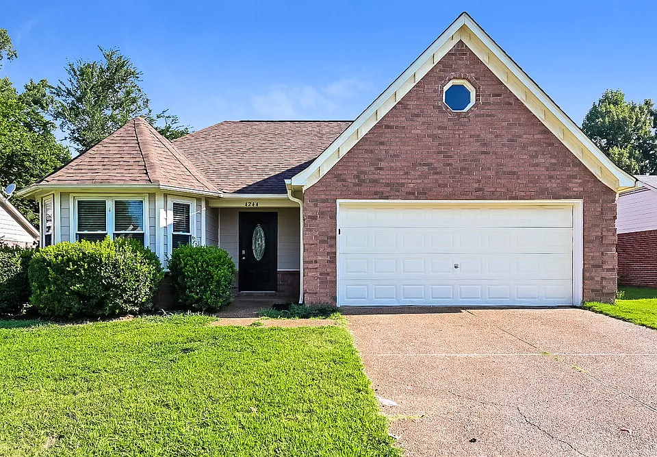 4244 Shadow Oaks Dr