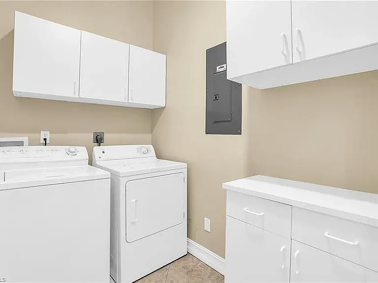 3825 Schoolhouse Rd E #1 — Photo 18