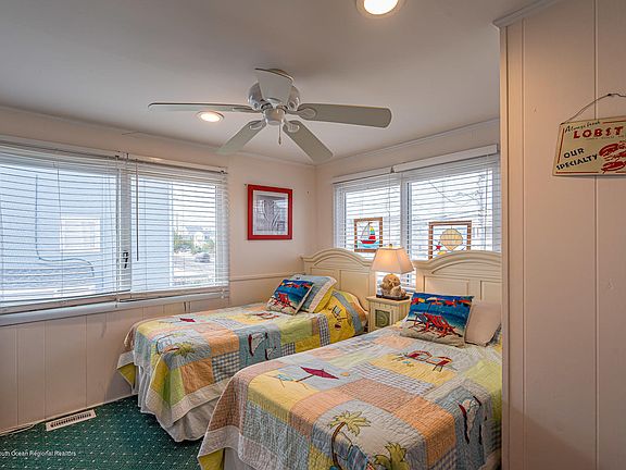4th image of 2803 S Long Beach Blvd
