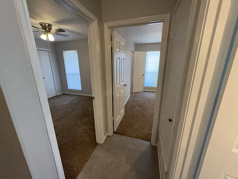 1704 Big Bend Dr — Photo 8