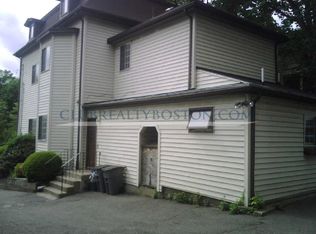 26 Park St APT 4, Newton, MA 02458