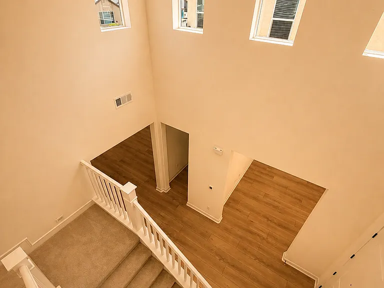 124 Alethea Way — Photo 12