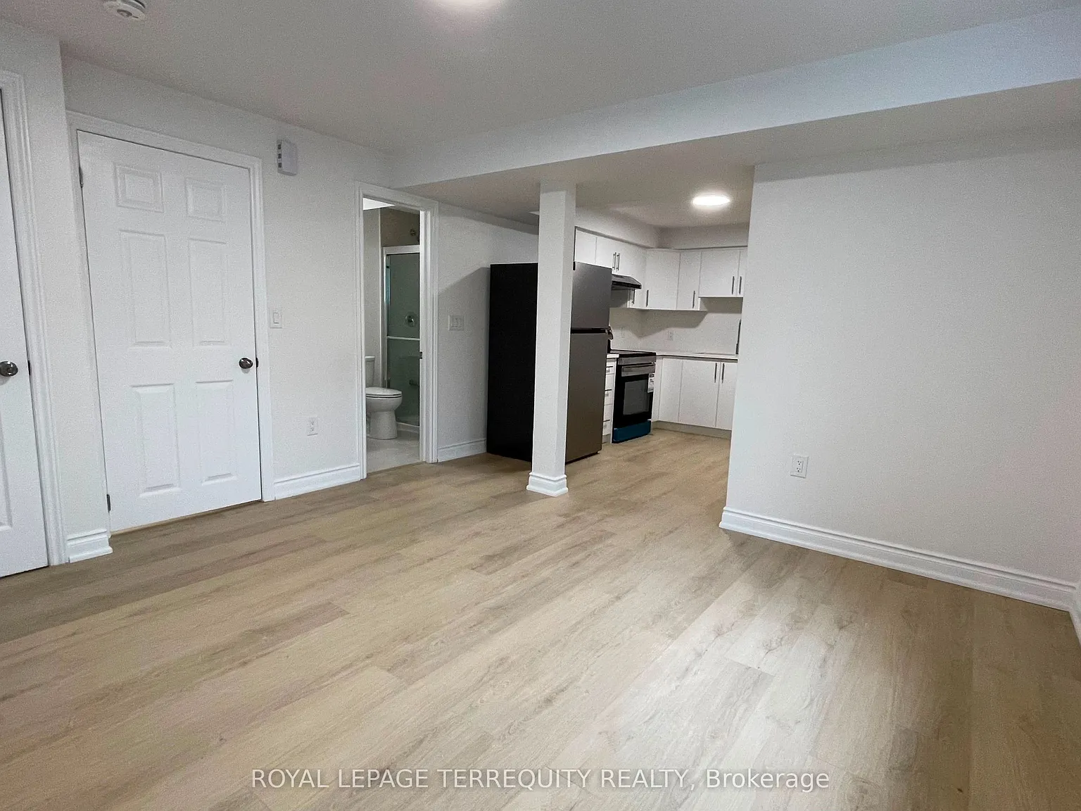 2 bed, $1,749 — Photo 4