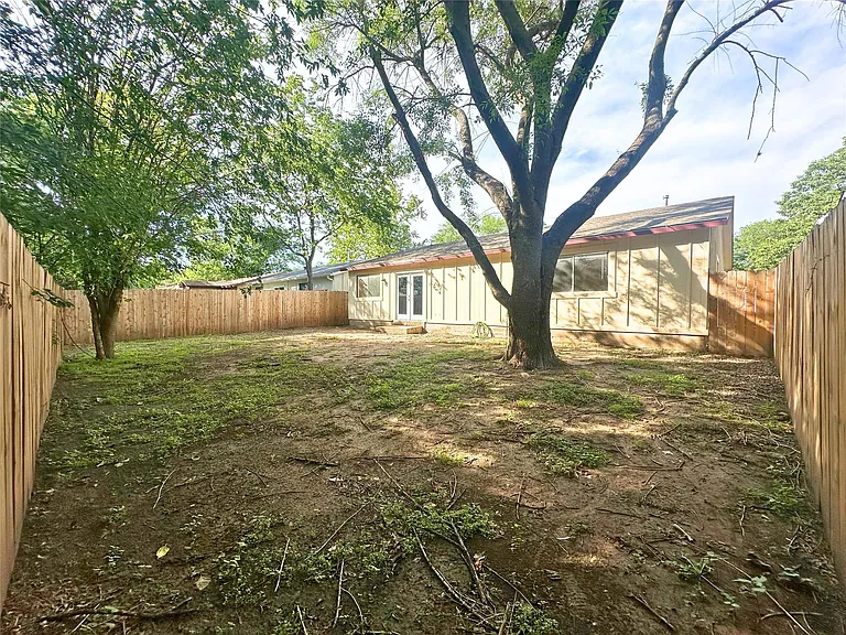 2525 Dovemeadow Dr — Photo 30