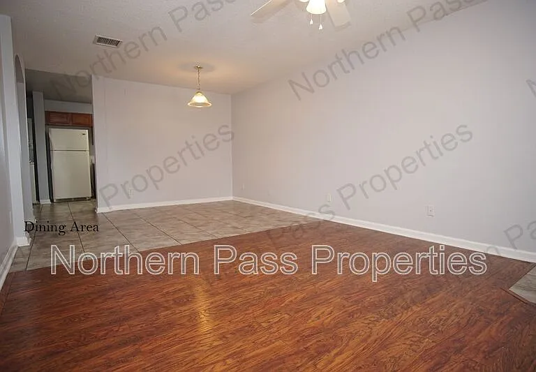 3400 Blue Earth Ln #D — Photo 4