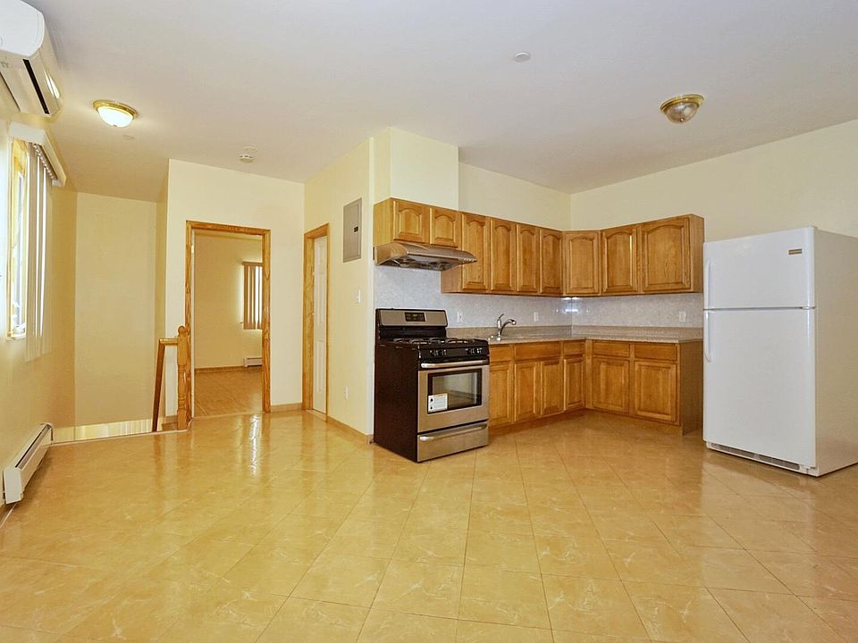 1st image of 258 Elvin St #1-2