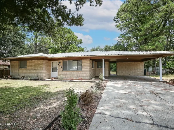 702 Yvonne St, New Iberia, LA 70560