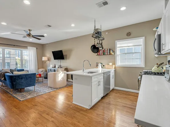 105 Storms Ave Unit 3, Jersey City, NJ 07306