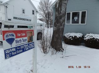 513 W 3rd St, Shawano, WI 54166