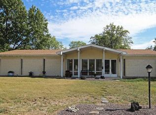4800 Danebury Dr, Saint Louis, MO