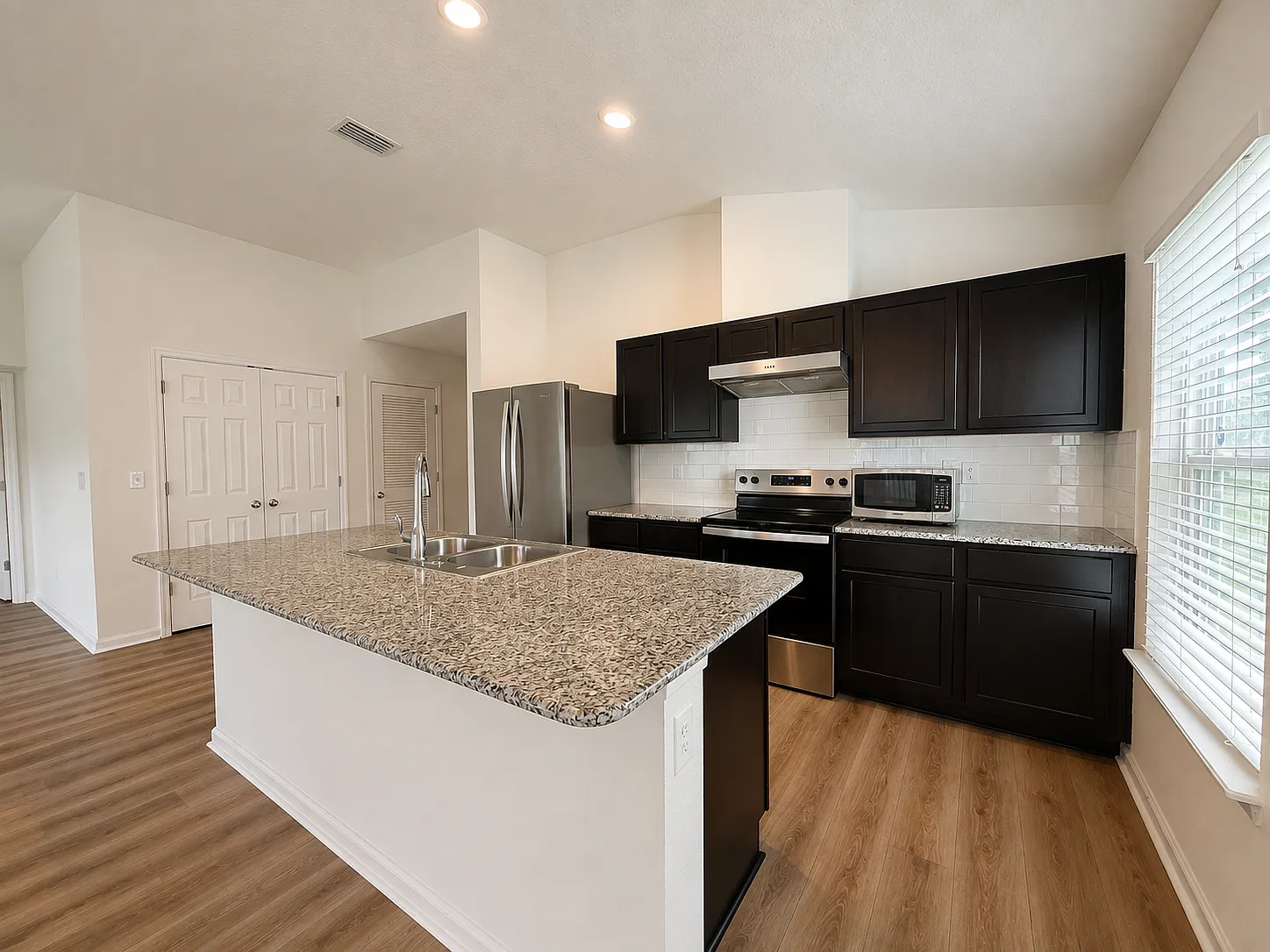 817 Trellis Bay Drive - 1 — Photo 3