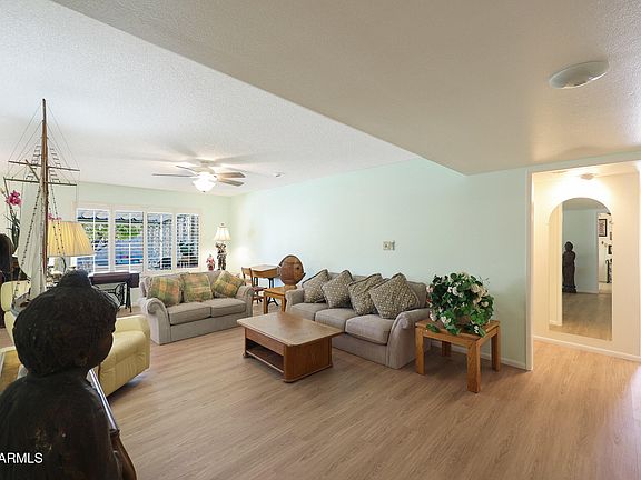 2nd image of 9701 W GLEN OAKS Circle