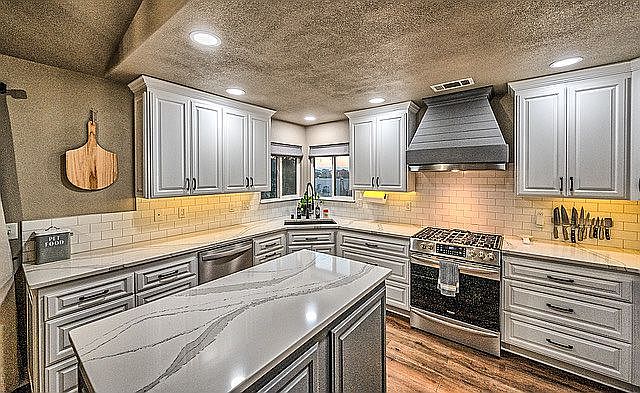 1st image of 17050 Marianas Way