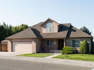 6308 W 15th Ave, Kennewick, WA 99338