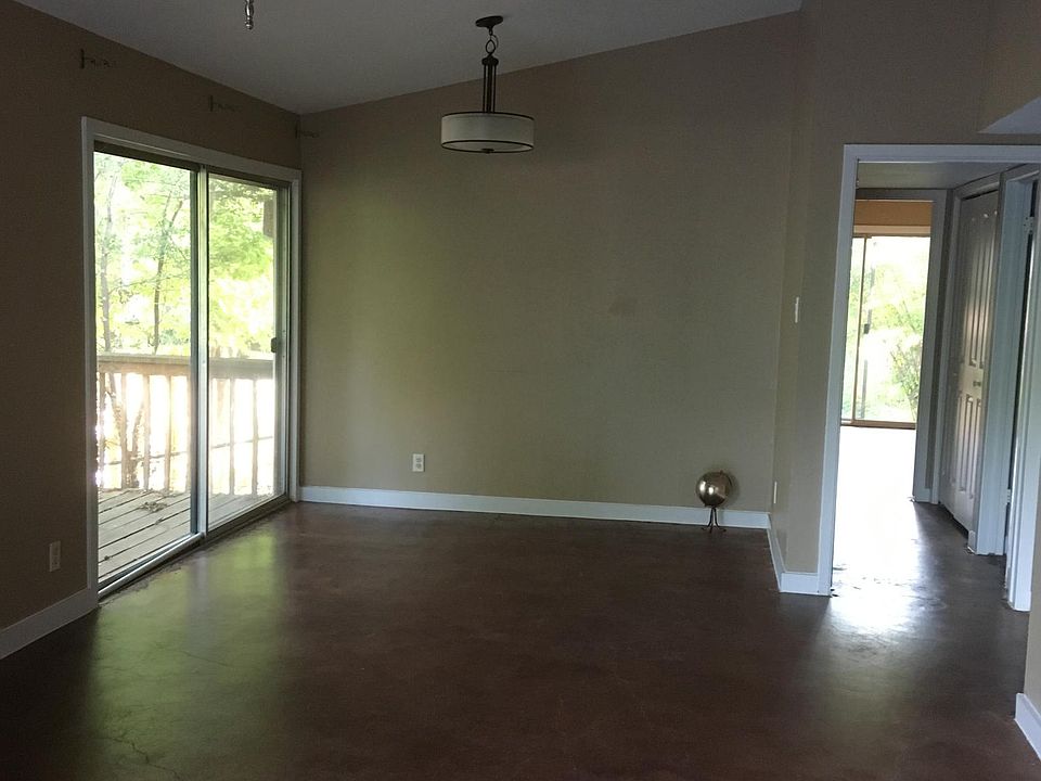 1st image of 2304 La Casa Dr #B