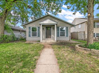 247 N Quincy Ave, Bradley, IL 60915