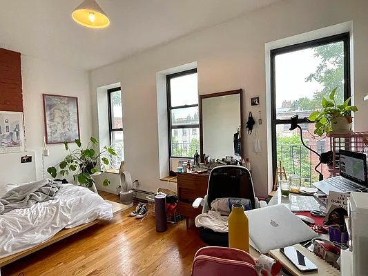 Rented by Bohemia Realty Group | media 15