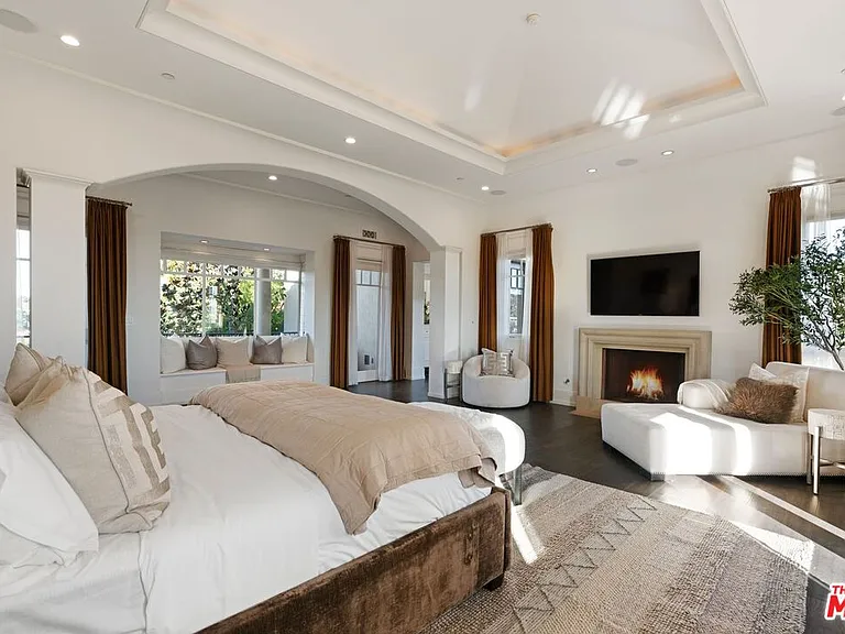 8 Beverly Ridge Ter — Photo 30
