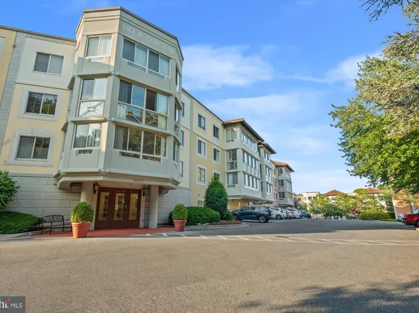 14805 Pennfield Cir APT 412, Silver Spring, MD 20906