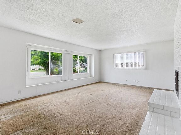 3rd image of 1732 Missouri St
