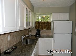 5th image of 27 Dorset Ct